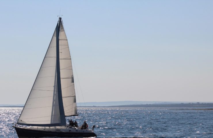 sailing-7443742_1280