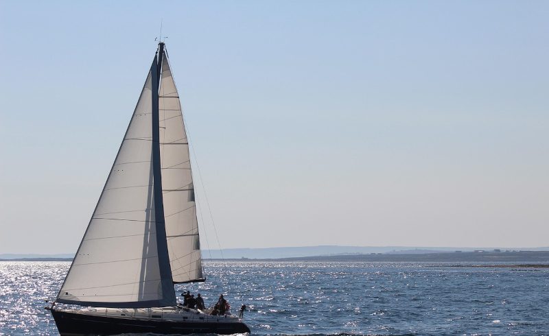 sailing-7443742_1280